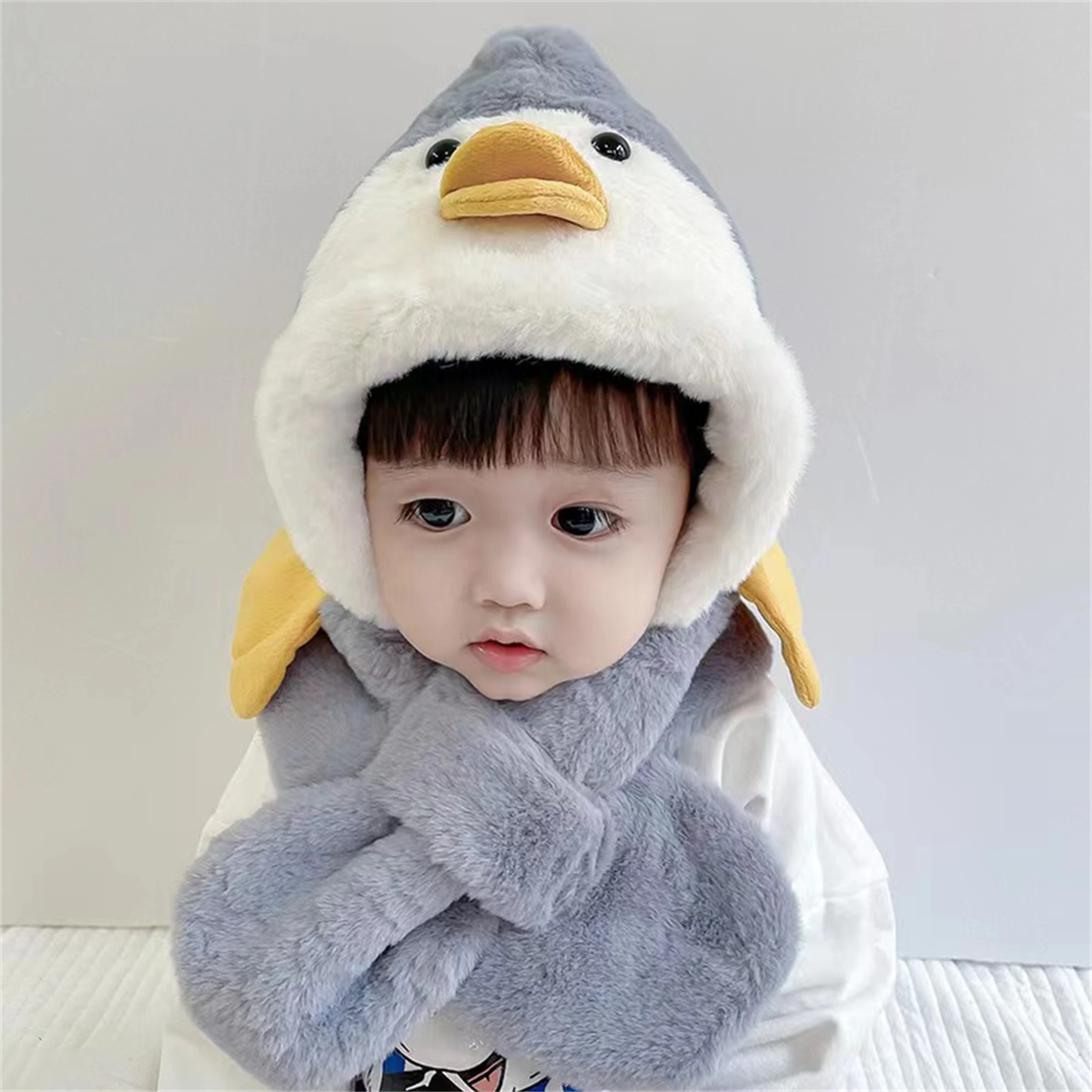 Winter Children\'s Hat Scarf One Piece Set Cute Cartoon Little Yellow Duck Plush Cover Warm Boys and Girls Head Hat