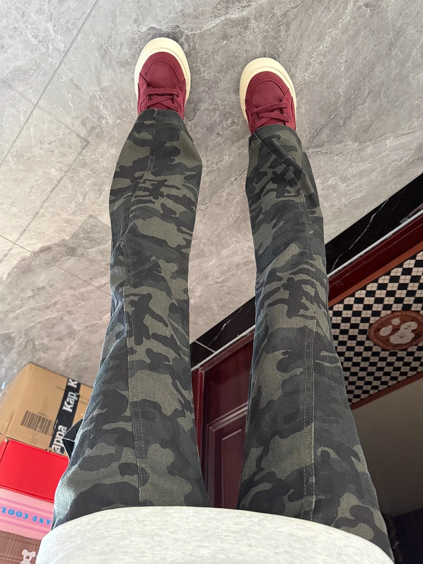 

Американские камуфляжные расклешенные джинсы High Street, мужские осенние хлопковые брюки с боковым вырезом, рабочая одежда, хлопковые брюки