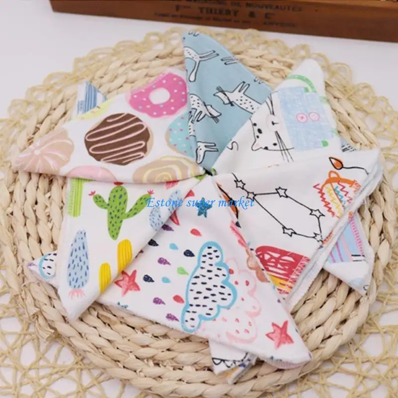 

090B Infant Feeding Bib Random Print Babies Bibs Sleeveless Dirty-proof Infants Towel