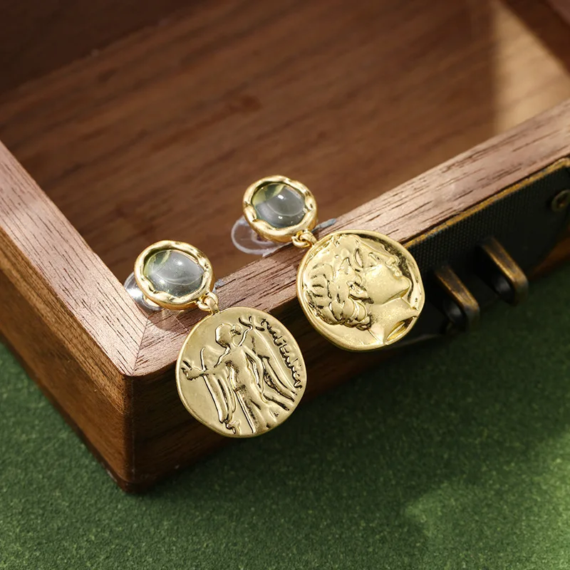 

French relief portrait gold coin retro earrings