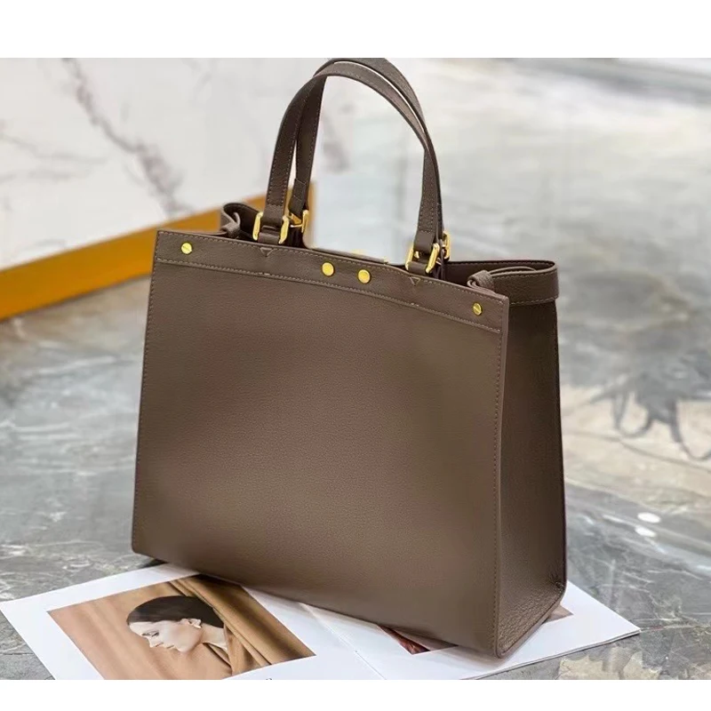 

Genuine Leather Handbag High-Capacity New 2025 Fashion Women's Top Layer Cowhide Shoulder Bag Career Commuting Package