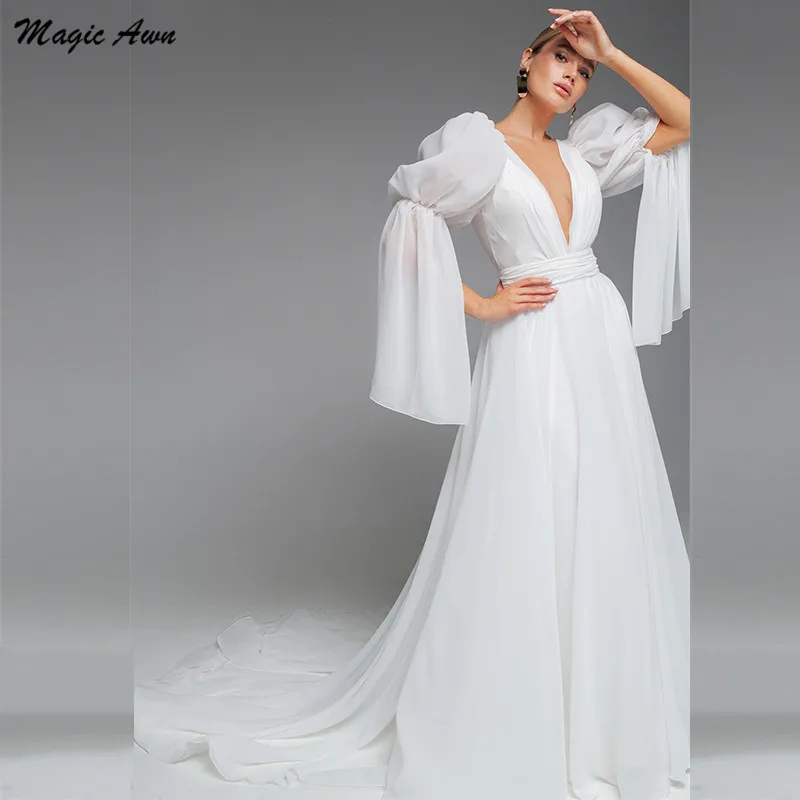 

Magic Awn Simple White Wedding Dresses Chiffon Long Sleeves Illusion V-Neck Backless Boho Bridal Gowns For Women Vetsidos Novia