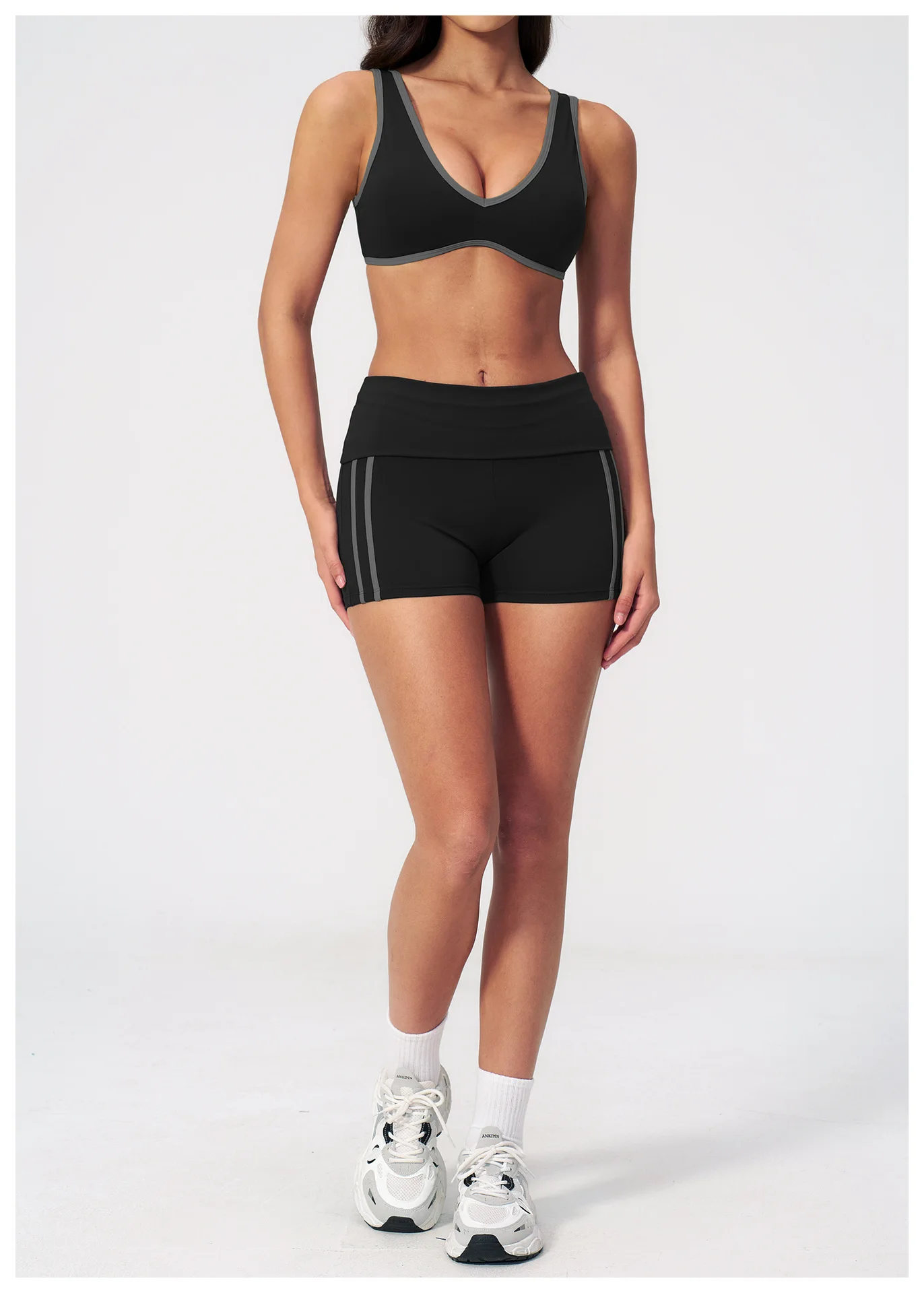 Size chart and fit details