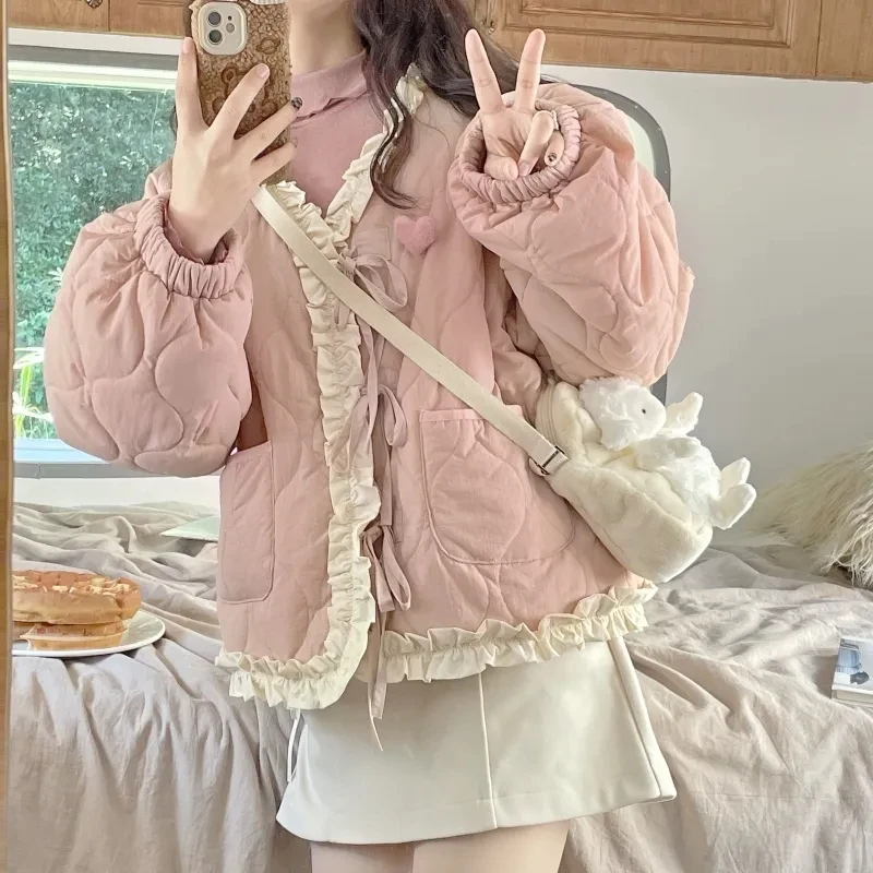 

Японские милые парки с рюшами, женские топы, зима 2025 года, короткие качественные пальто с v-образным вырезом и карманами на шнуровке, модные куртки