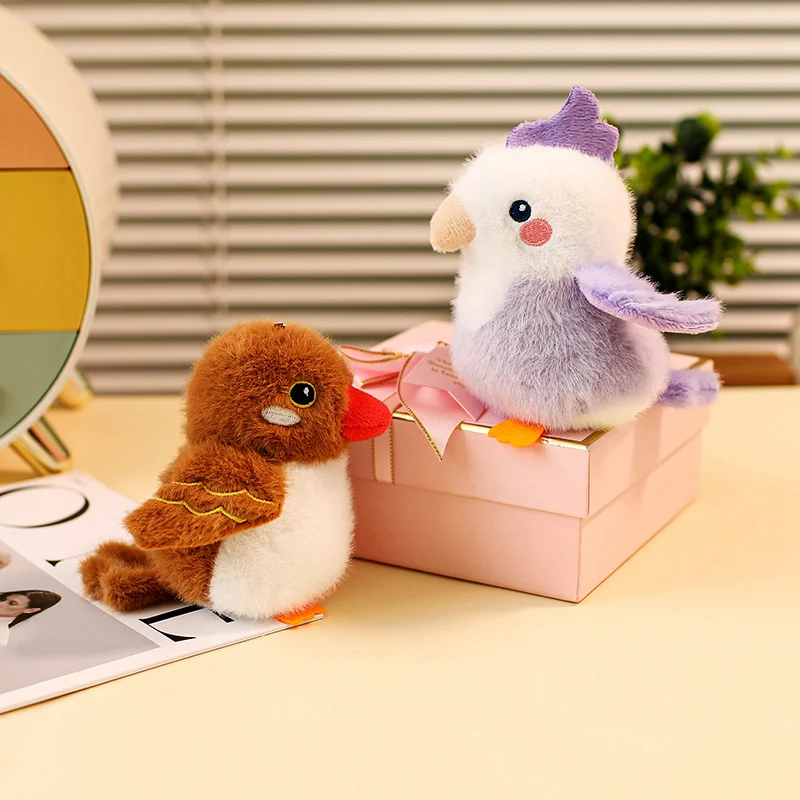 かわいい鳥ぬいぐるみミニ人工ペンダントおもちゃかわいいリアルなオウムスズメぬいぐるみペンダントバッグアクセサリー子供の誕生日プレゼント