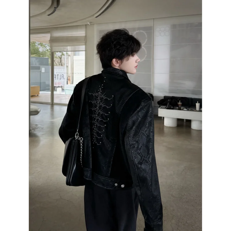 

Snakeskin Pattern Embroidery ort Jaet Men's Sli Crtsmanip Outerwear Leather irt Cact Design Daily Wear
