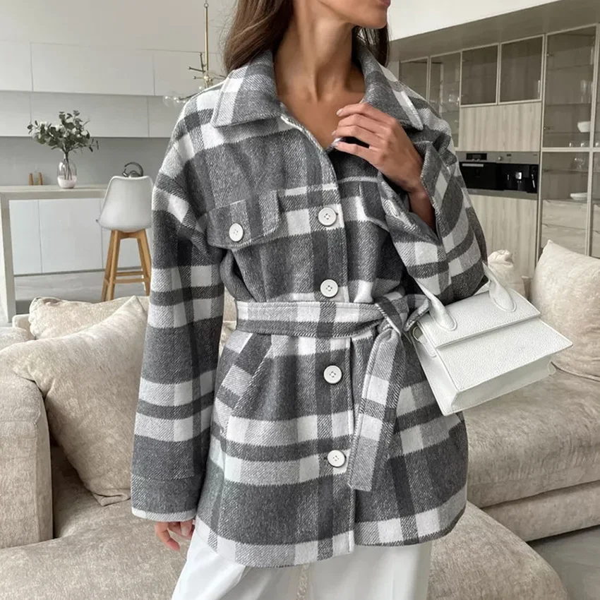 2024 Fashion Women Plaid Shacket Jacket Lapel Long Sleeve Button Down Flannel Shirt Coat Double Pocket Design Loose Fall Clothes