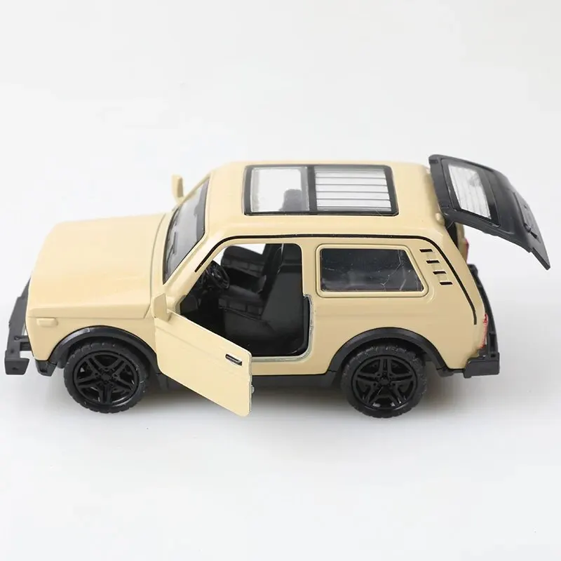 Simulation Alloy Model Children's Toy Car Warrior Open Door Car Men's Cake Decoration