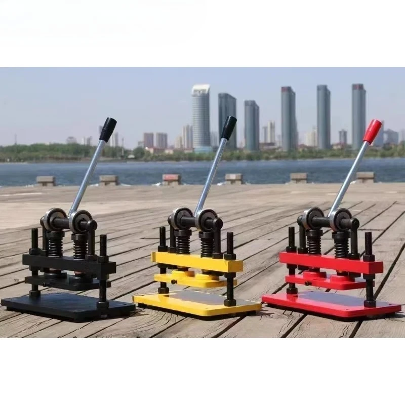 

Ручной малогабаритный вырубной пресс для ткани и кожи