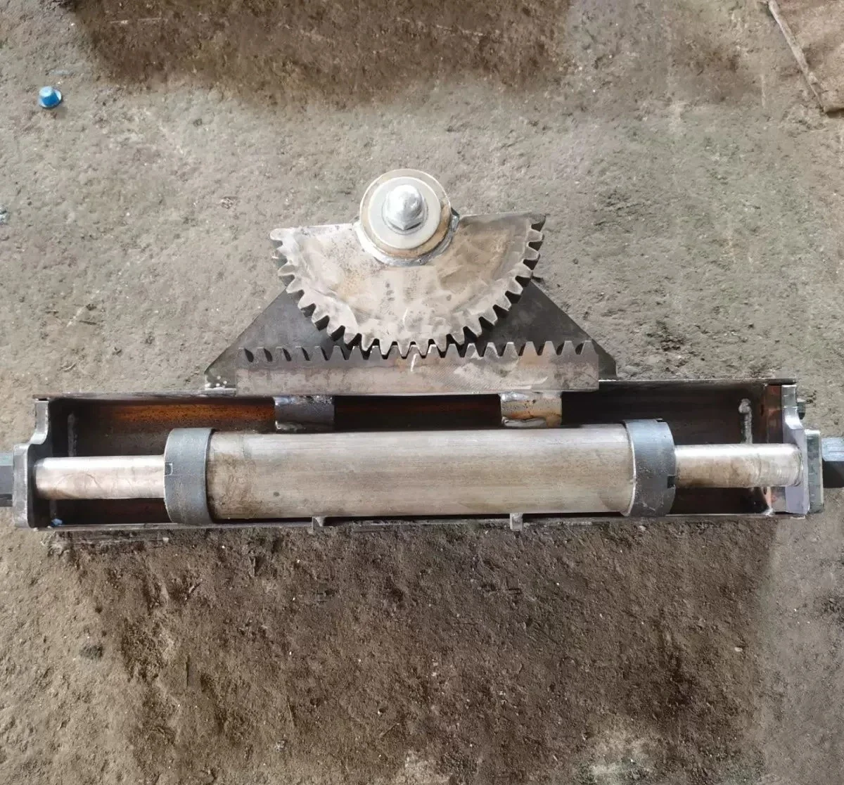 Modified Hydraulic Steering Cylinder for Fishing Boats, Hydraulic Steering Gear for Small Boats with Gear Outboard Motor