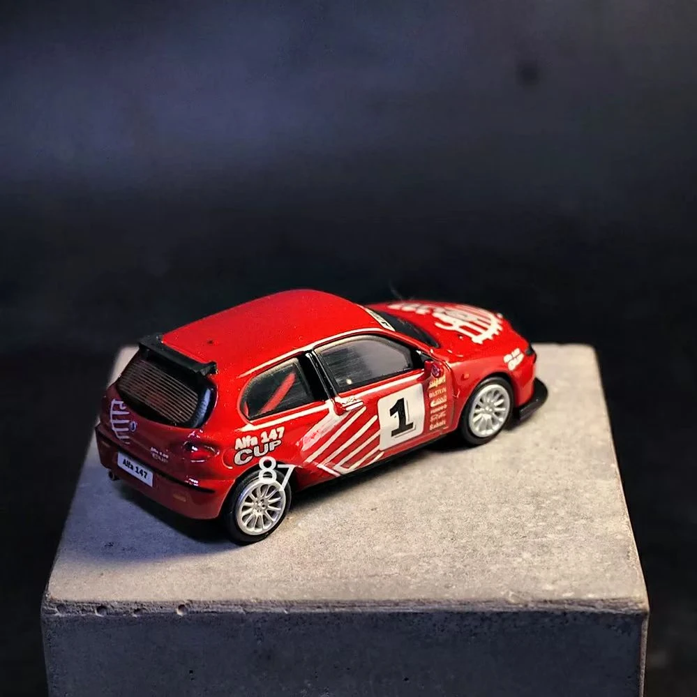 1:87 GTA Punto inyección coche de carreras modelo Simulatie Suv Auto modelo tirar hacia atrás función juguetes Gitfs para colecciones de niños