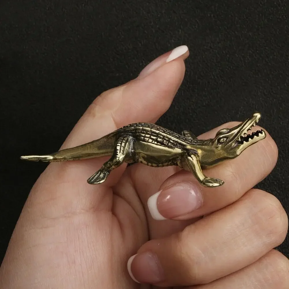 Tabletop Figurine Brass Crocodile Animal Statue Small Sculpture Home Decor Gifts