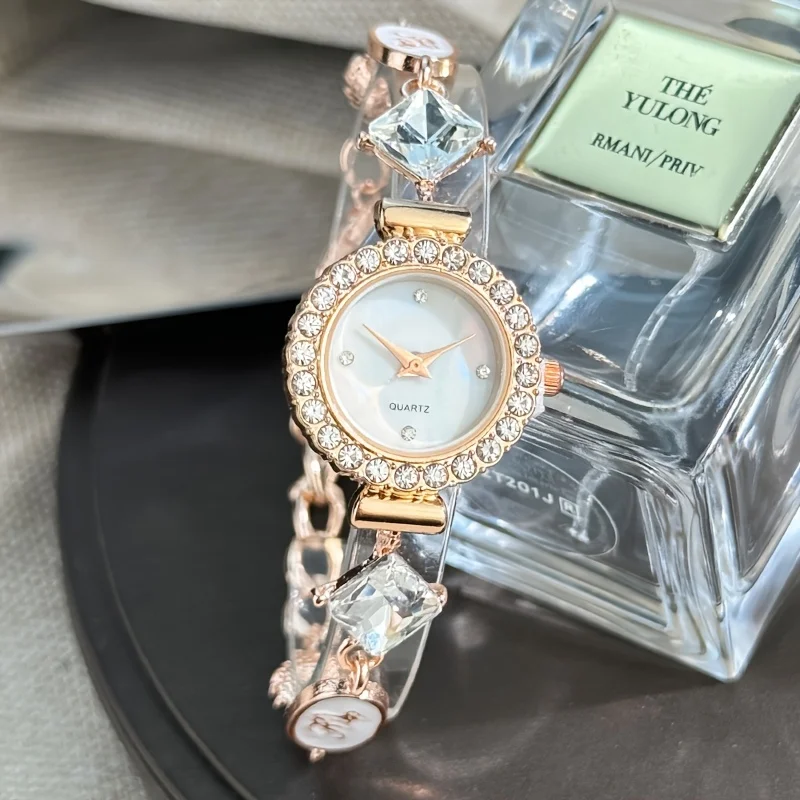 1pc Trendy Letter Chain Women's Bracelet WristchWatch Adjustable Fashion Female Elegant Quartz Watch