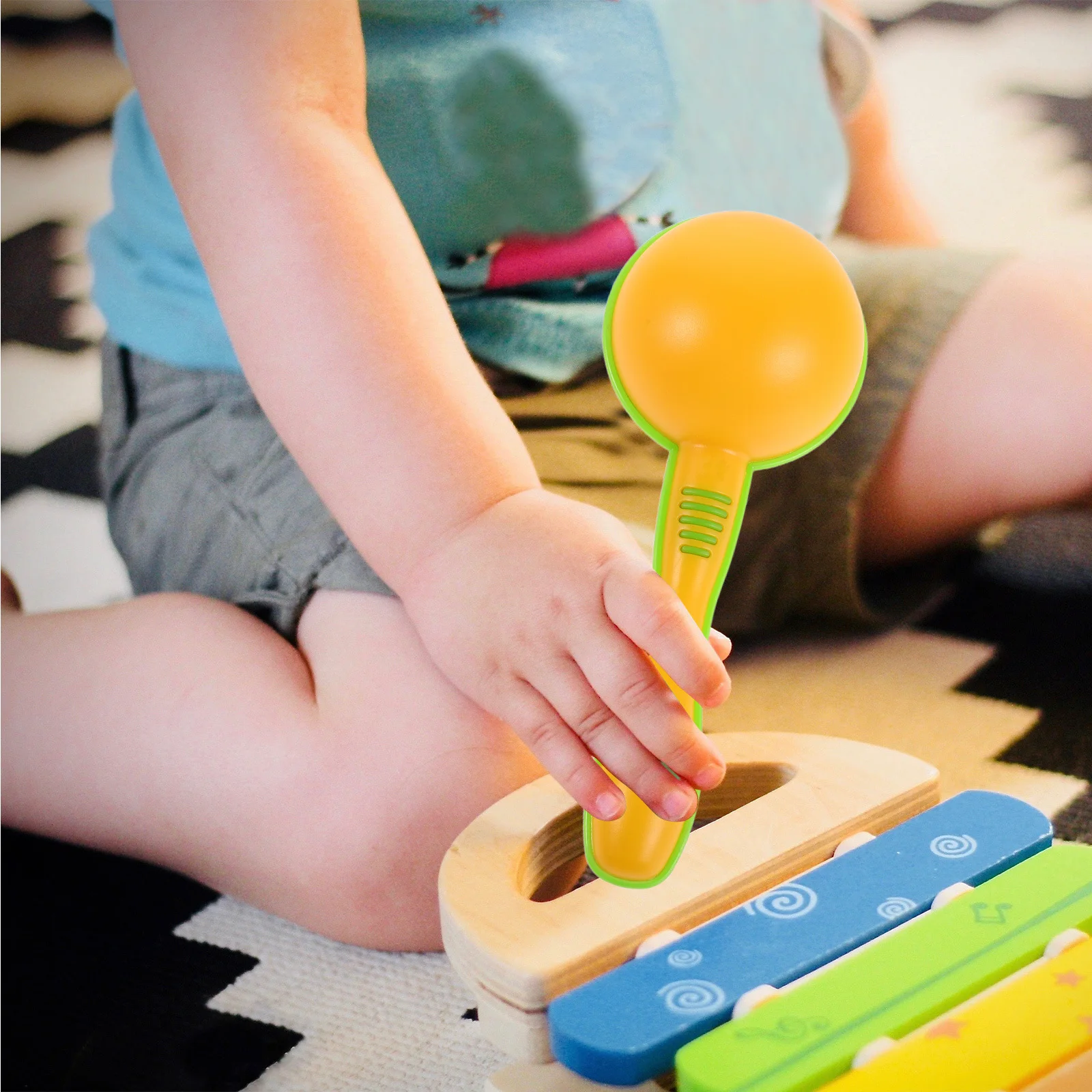 

4Pcs Colorful Plastic Toddler Maracas Baby Rattles Hand Percussion Musical Shakers Party Favor Baby Shaker Toy Maraca