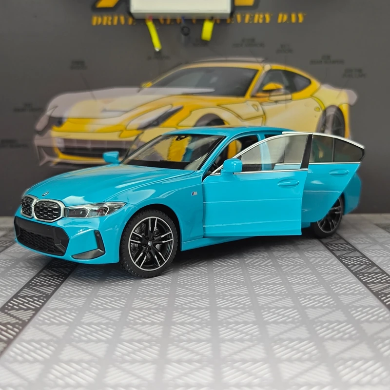 

1:24 BMW 3 Series 325li alloy car model, doors can be opened, sound and light return swing, collection gift