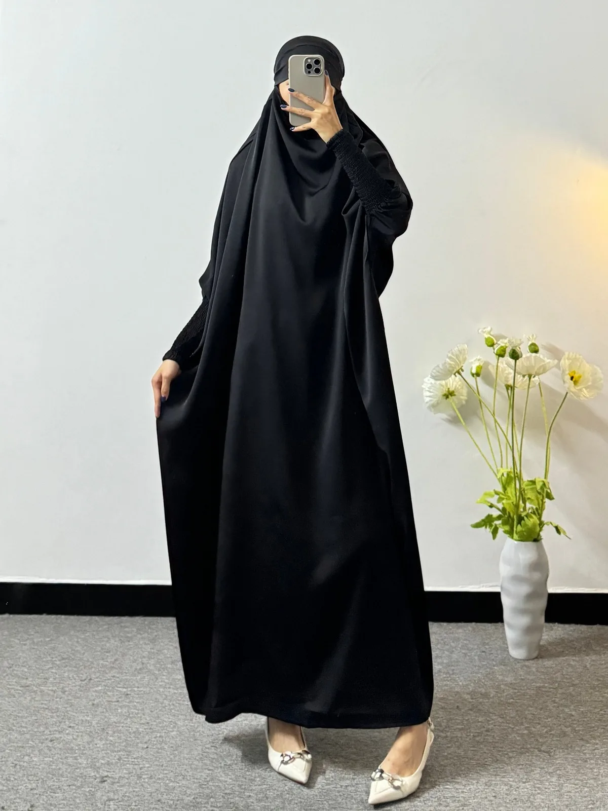 女性のためのイスラム教徒の祈りのドレス,ジルバブ,カフタン,スモッキングスリーブ付きのアバヤ,ラマダン,ドバイ,イスラムの服
