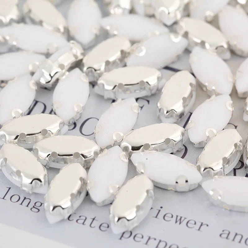 PEESOM 7x15mm 50pcs Porcelain White Horse eye Stone with Sliver Claw Sewing Rhinestone for Diy Wedding Dress Decoration