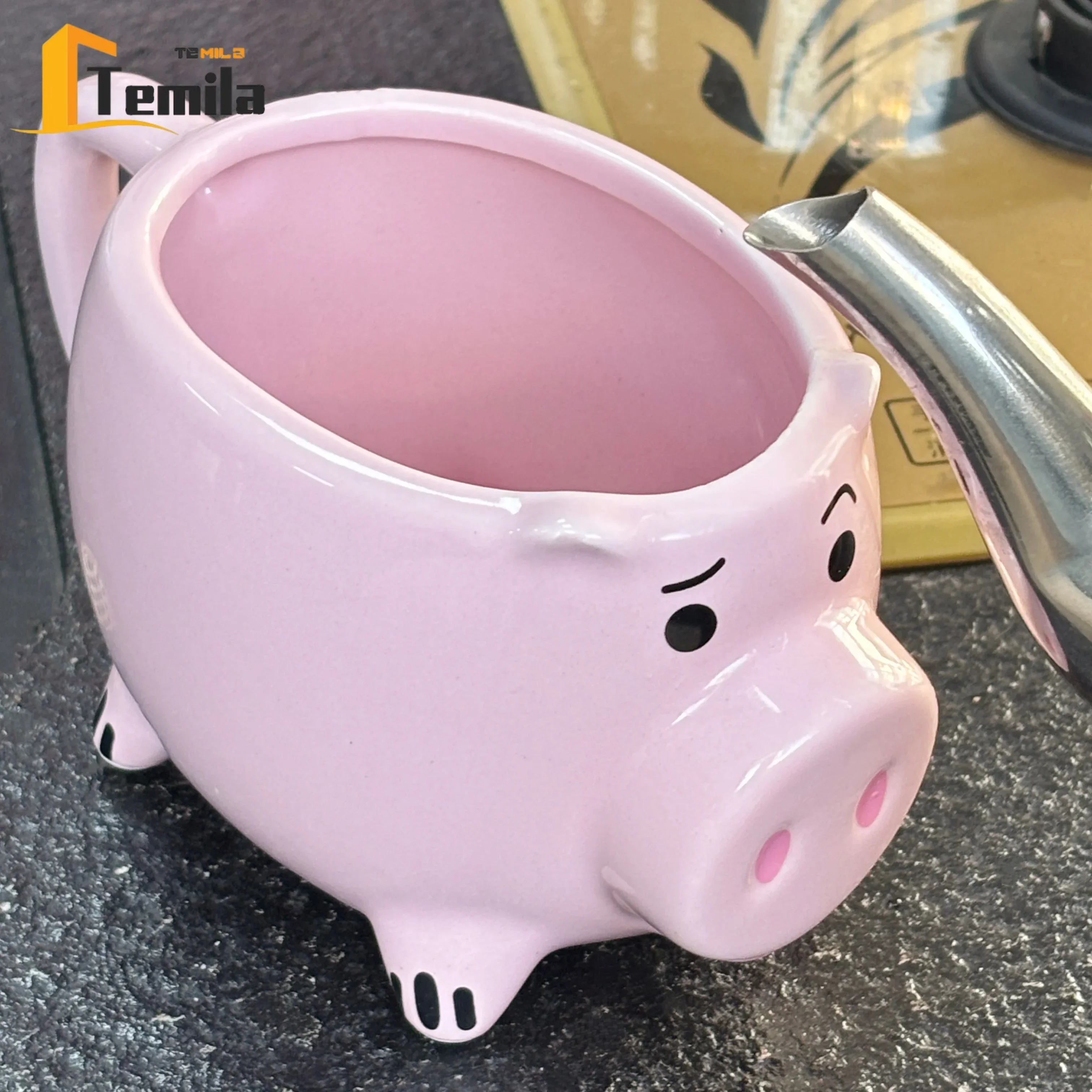 Creative Three-Eyed Alien Hamm Pig Ceramic Cup Cute Cartoon Coffee water mug Cup Desktop Model home Decor ornament Birthday Gift