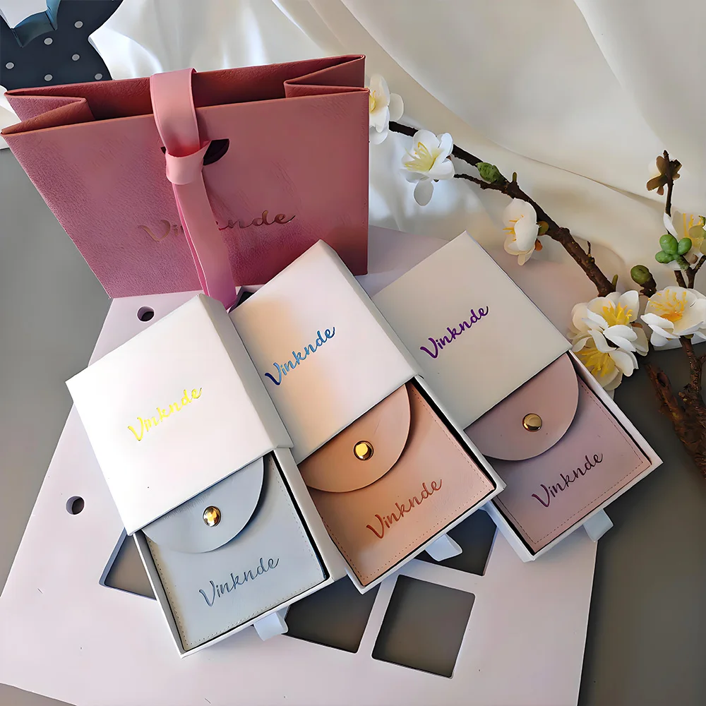 

Customized 9x9x2.5cm Jewelry Drawer Box with 8x8cm Personalized Microfiber Button Bag Suede Velvet Pouches Ring Earrings Storage