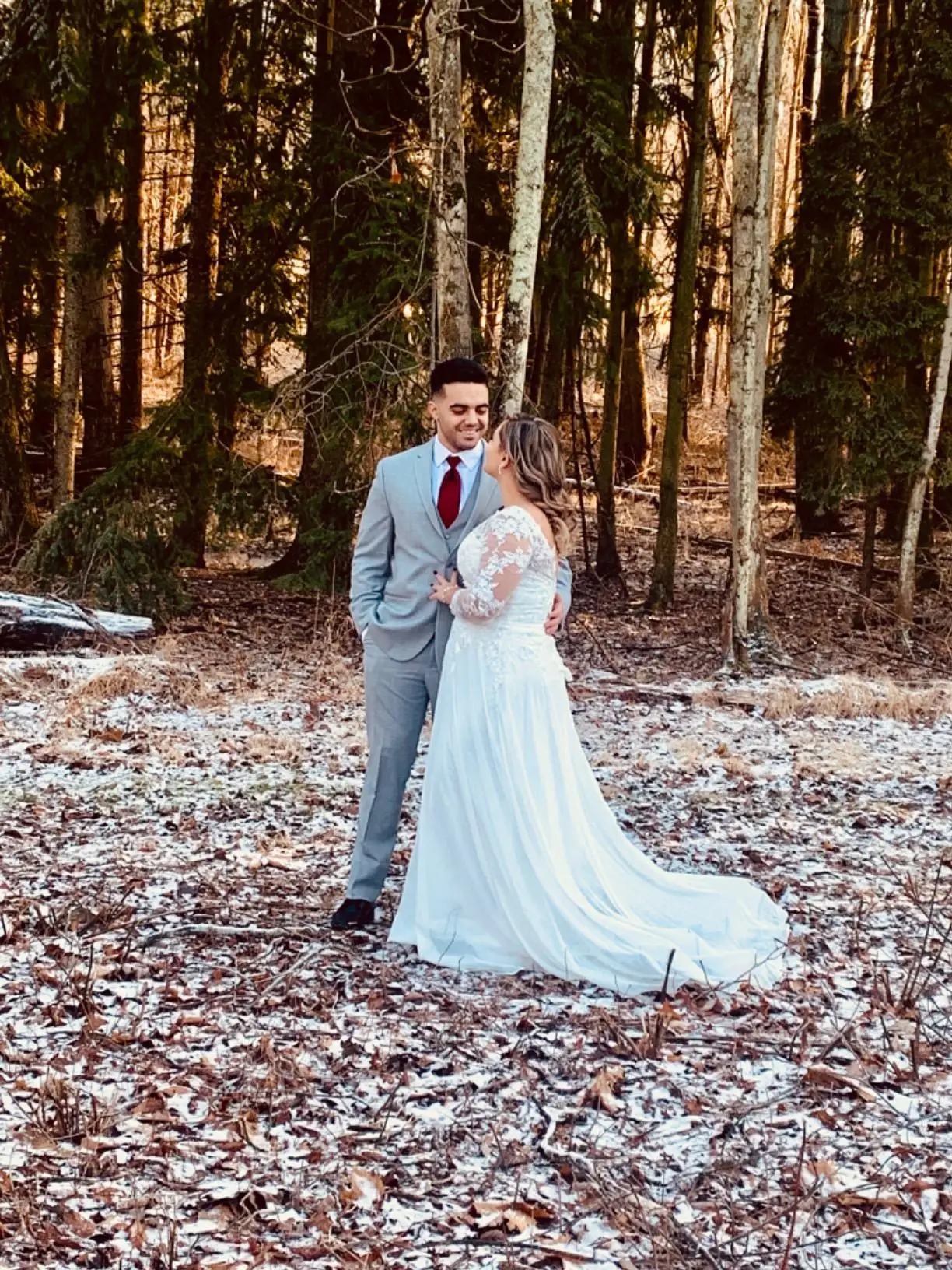 Vestido De Novia De manga larga con cuello en V, apliques De encaje blanco, espalda abierta, línea A