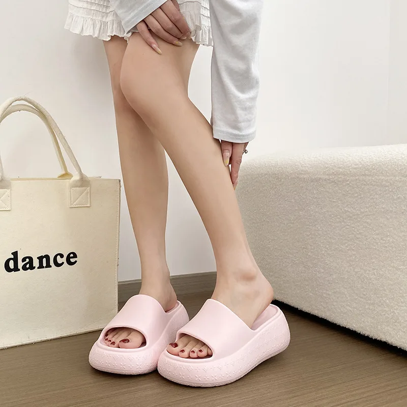 Neu eingetroffen: Sommer-Strandpantoletten 2026 für Damen – Modische EVA-Plateau-Sandalen für Zuhause – Detail 6