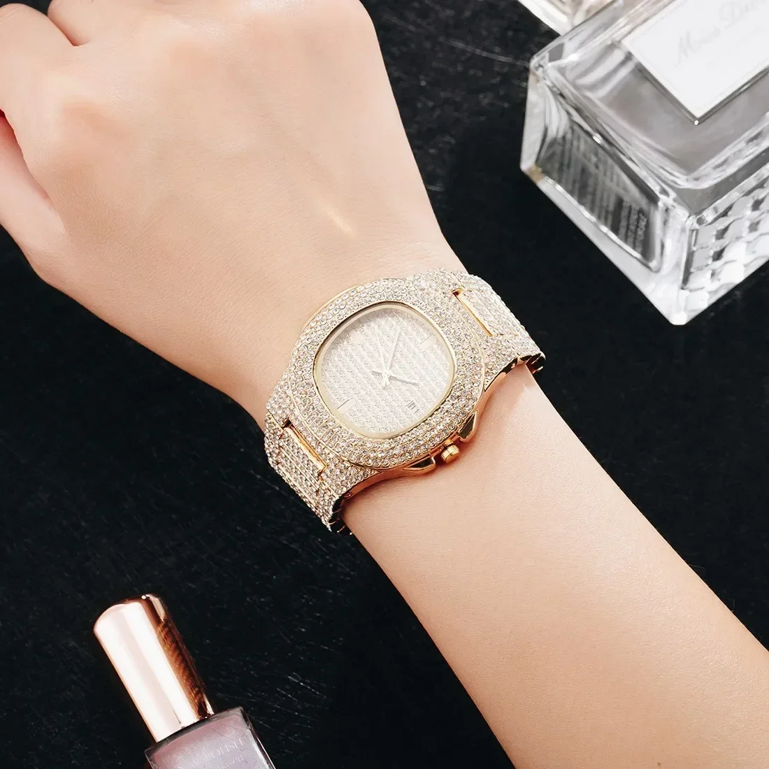 Fashion Hip Hop Men Iced Out Wristwatch Full Paved Rhinestone Octagonal Silver Metal Band Quartz Watch With Date Window