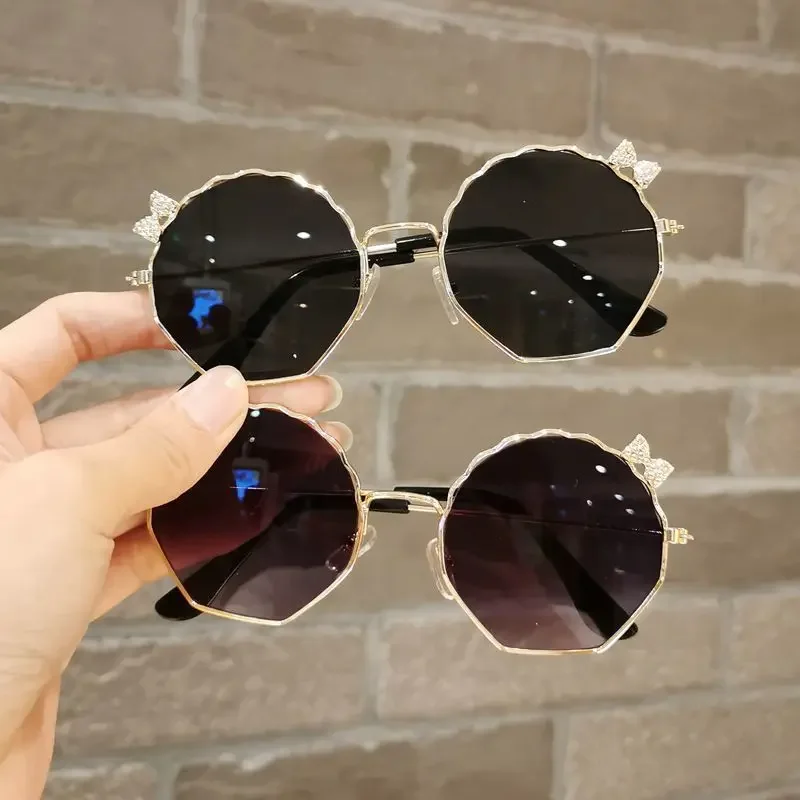 New Fashion Children\'s Sunglasses Boys and Girls Anti-UV Sun Glasses Baby Cute Bow Little Girl Shell Glasses Metal Frame Eyewear