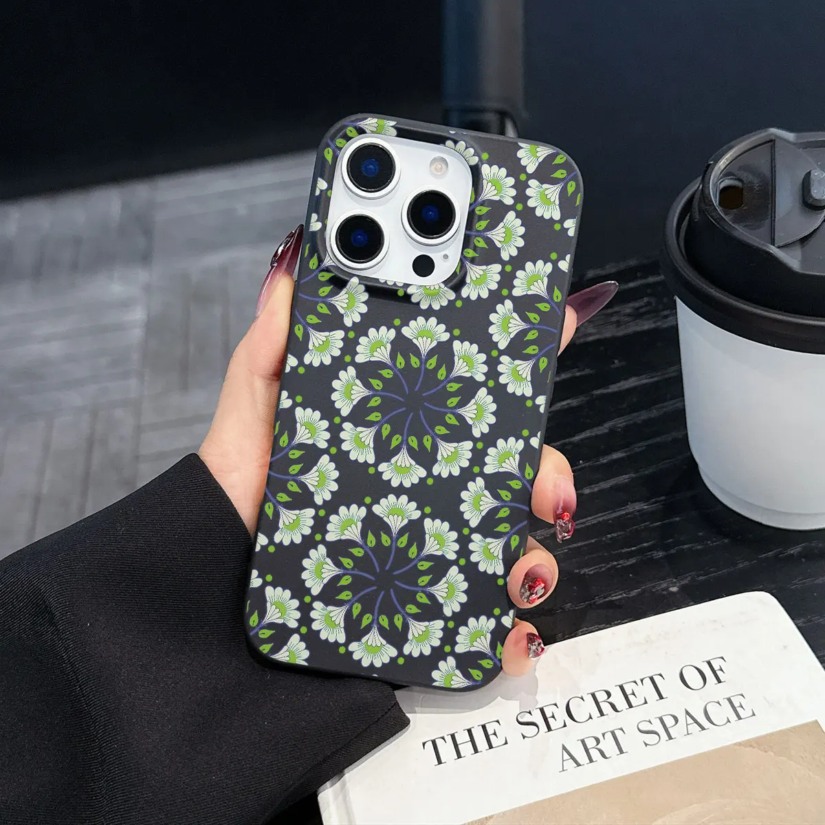 

Vline Luxury Matte Silicone Soft Case For iPhone 17 16 15 14 Plus 13 Pro max Solid Black Back Blue Floral Cover