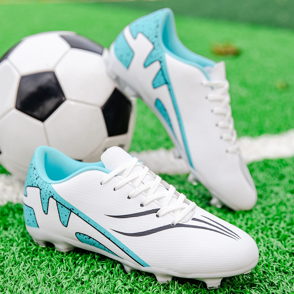 

Football Boots Adult Low Ankle Soccer Shoes Men's Professional Field Boots Anti-Skid Children's Quality Training Cleats 2024 New