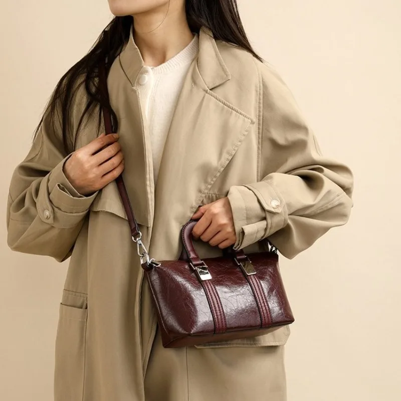 

Кожаная сумка-мессенджер Street Icon: Элегантная винтажная классическая повседневная сумка-тоут в парижском стиле, модная женская сумка через плечо для ежедневного использования и активного отдыха