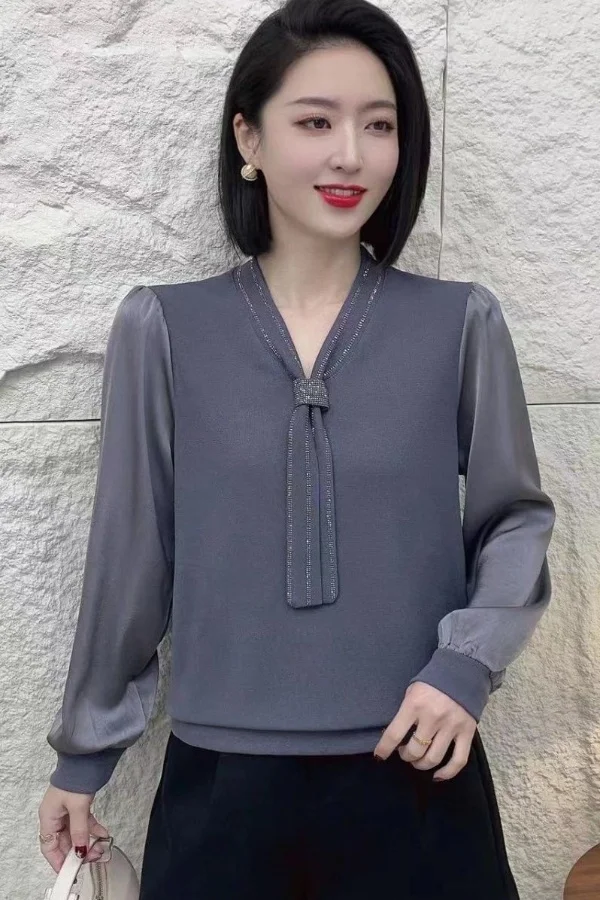 

Spring New Mid-Age Elegant Ribbon Loose Slim Long Sleeve Top