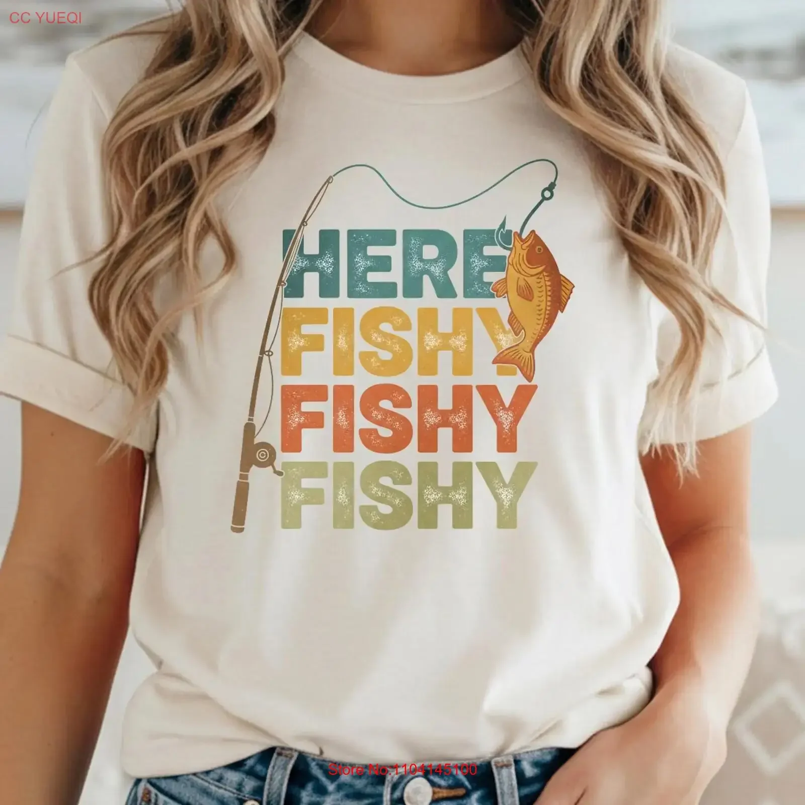 Maglietta 'Here Fishy' Retrò E Divertente Per Pescatori, Abbigliamento Vintage Da Pesca, Top Per Papà Pescatore, Vestiti Di Design Effetto Vintage
