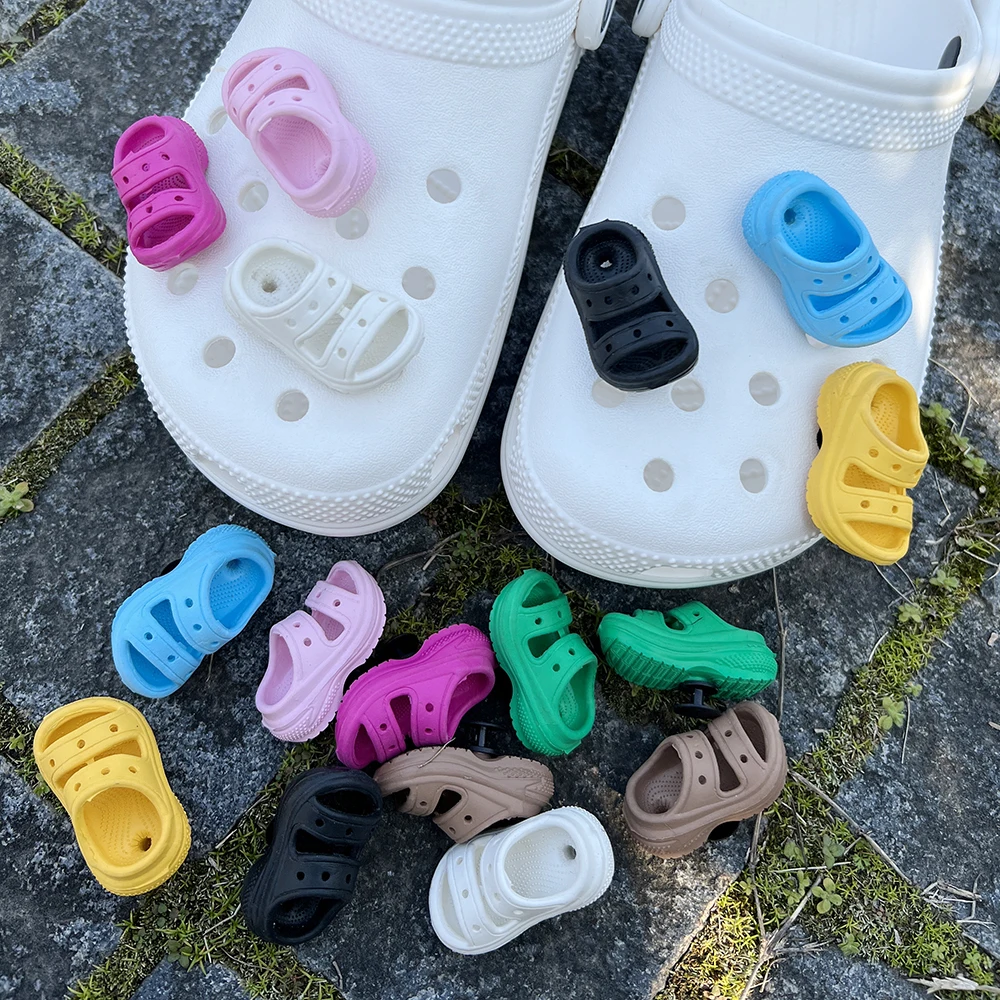 1pcs 8 Colors Cute Detachable Mini Slipper Sandals Unique Shoe Charms Diy Shoe Buckles Decoration Clog Charm Pin Accessori