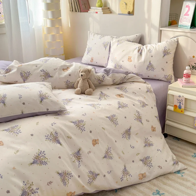 100% Cotton 4-Piece Duvet Cover Set (1 Duvet Cover 2 Pillowcases 1 sheet), Minimalist Cartoon Design, Ultra-Soft Bedding Set