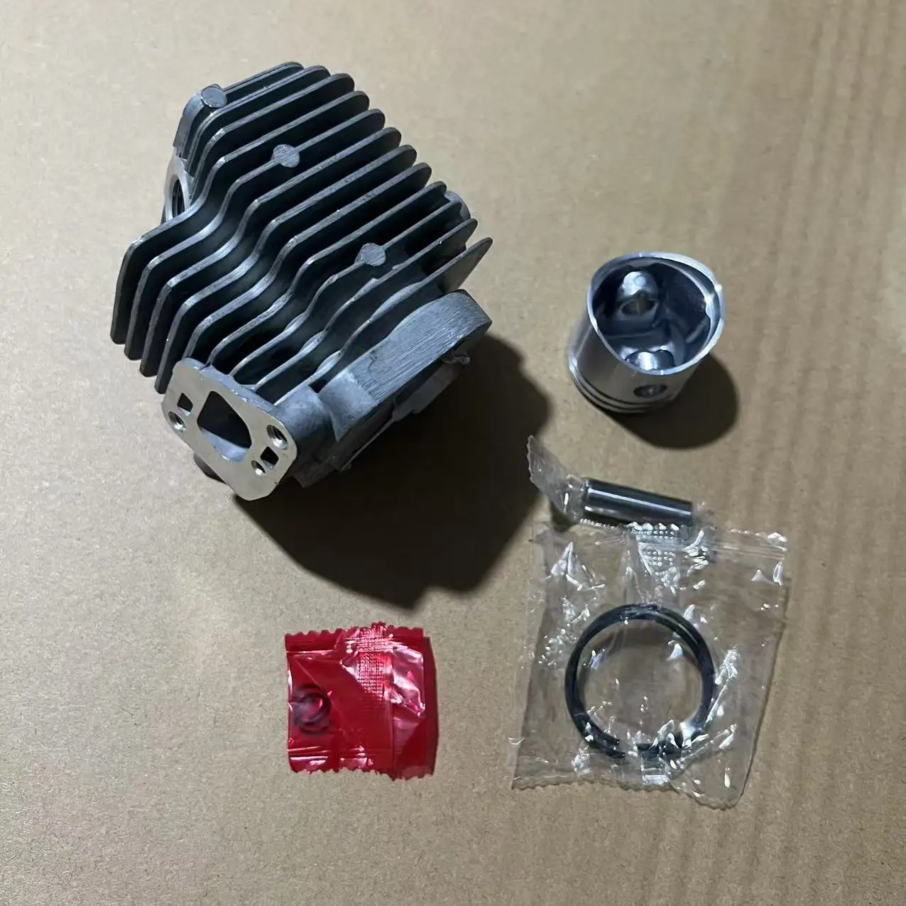 

Cylinder Piston Kit For Echo ES-211 GT-201 HC-151 HC-161 HC-201 HCR-151 PAS-211 PE-201 PAS-211 PPF-211 SHC-211 SRM-211 SB/U