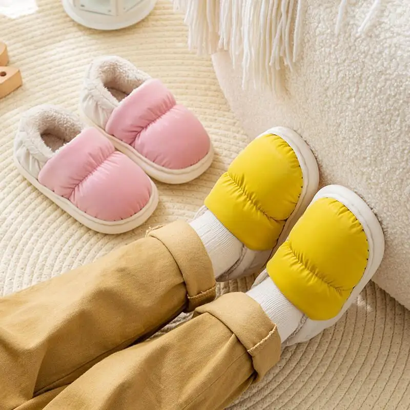 

Children Cotton Shoes Wholesale Unisex Thick Warm Soft Sole Kids Cotton Slippers Indoor Home Slippers Winter Cute Kawaii Fashion
