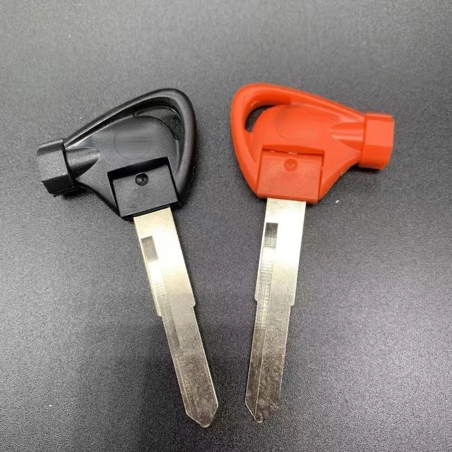 Gloednieuwe vervangende sleutel Ongesneden voor Yamaha Scooter Contactsleutel Leeg Links/Rechts Grove Blade Magneet Anti-diefstal Slot Sleutels