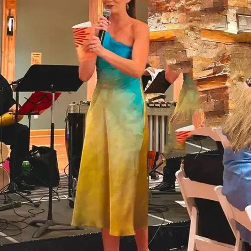 الصيف التعادل صبغ الساتان Vestidos المرأة غير المتماثلة قبالة فستان باكتاف مفتوحة الإناث عقدة عارية الذراعين فساتين طويلة بلا أكمام فستان الحفلات
