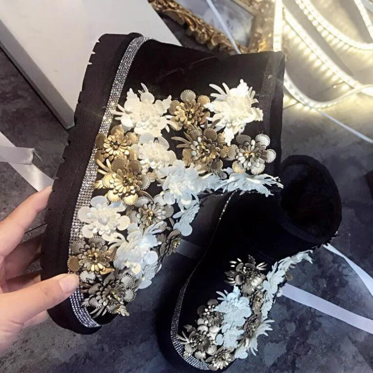 Fashion 3D Flowers Rhinestone Thick Sole Snow Boots Female Grey Black Cow Suede Slip  on Warm Winter Plush Fur Boots