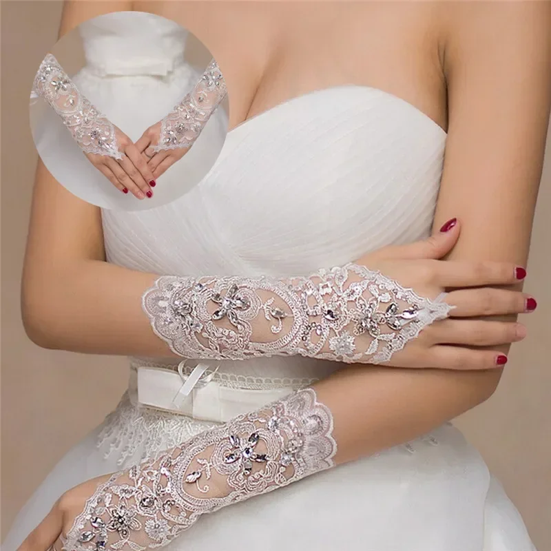 คุณภาพสูงเขียน Fingerless สั้น Elegant Rhinestone ถุงมือแต่งงานเจ้าสาว