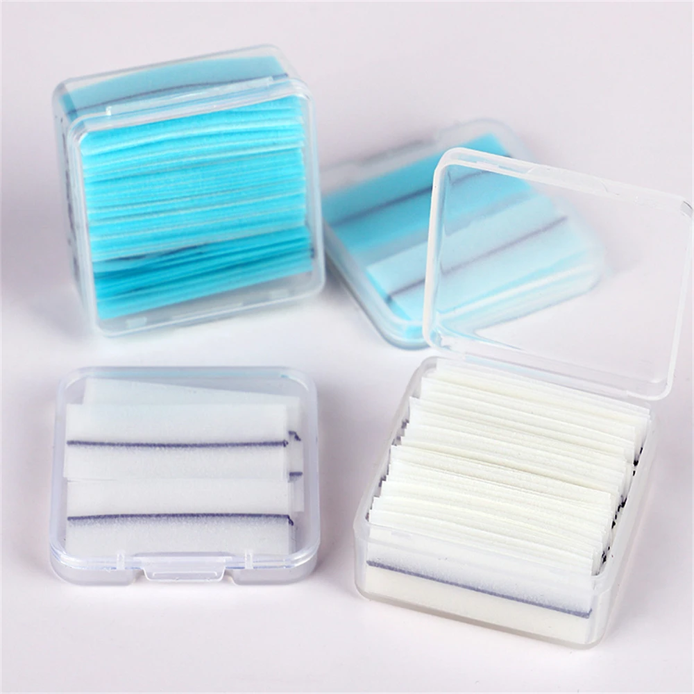 Samoprzylepne sztuczne rzęsy w żelowych paskach, mocowanie wrażliwe na temperaturę, łatwe w aplikacji, długotrwałe, nie opadają.