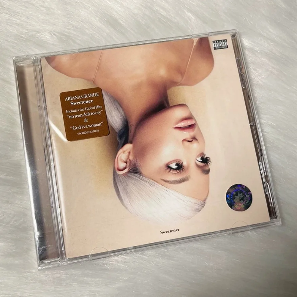 ألبوم أريانا غراندي المضغوط (النسخة الأوروبية) - ألعاب البوب المميزة وR&B - غناء قوي لجامعي الموسيقى الهوائية
