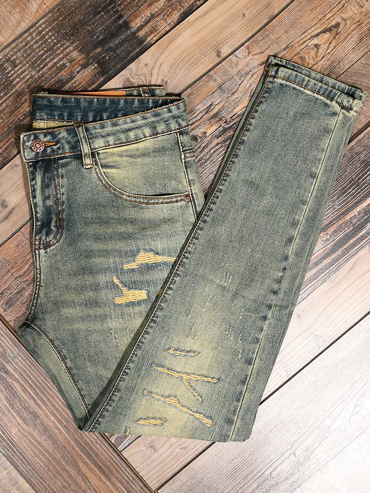 

Весенне-летние тонкие желтые джинсы грязевого цвета, мужские джинсы с рваной нашивкой и эластичной нашивкой, винтажные узкие длинные брюки с девятью точками