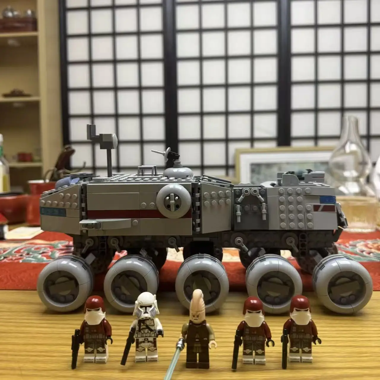 

75413 НОВЫЕ строительные блоки, креативная сборка, 813 штук для взрослых и детей, подарки на день рождения, Рождество и праздник