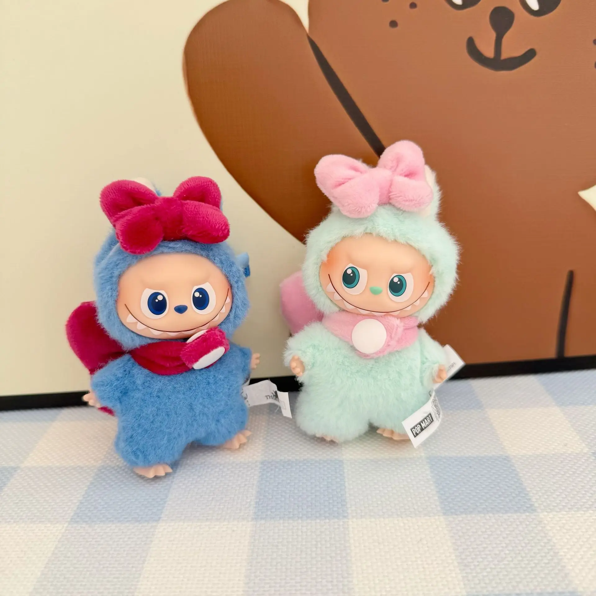 

Pink Bow Tie Clothes set For Labubu V4 4.0 The Monsters Pin for Love Series Doll Clothes Outfit Accessories Ropa Labubu