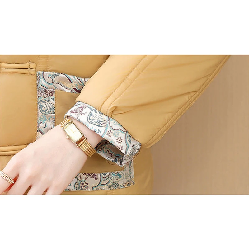 جديد الصينية أسفل معطف مبطّن بالقطن المرأة معطف موضة طوق سميكة الدافئة سترة فضفاضة مطبوعة القطن معطف الشتاء القمم