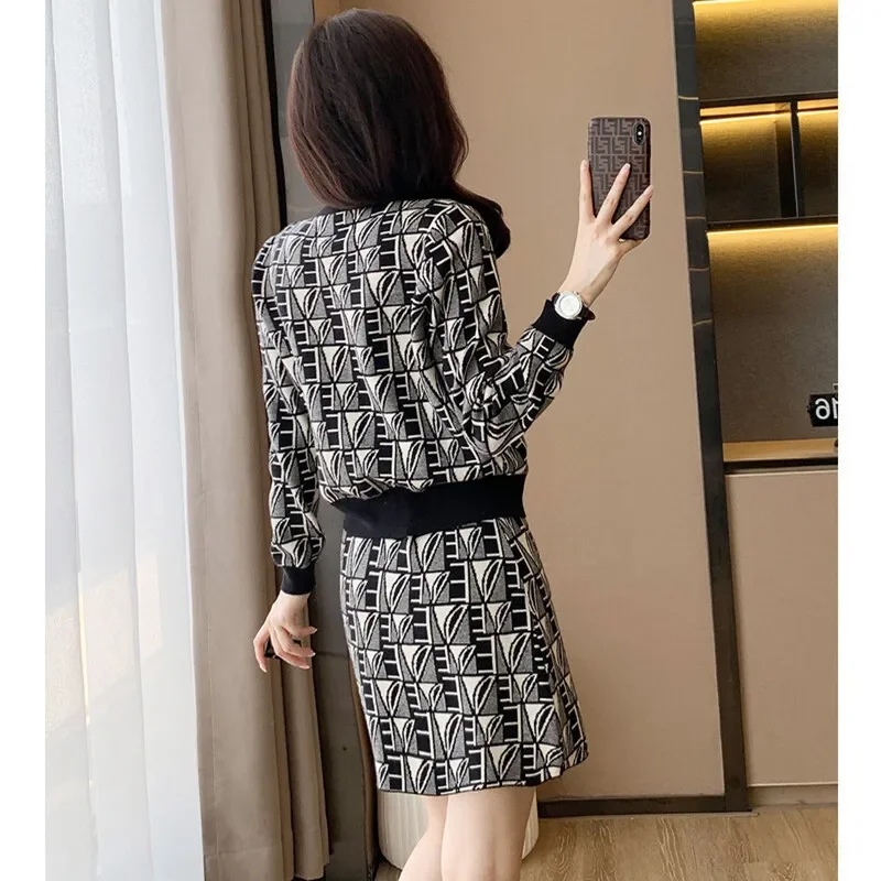 Winter Women Dresses Set Fashion Casual Long Sleeved Sweet Girl Style Temperament Commuting Pullover Dress