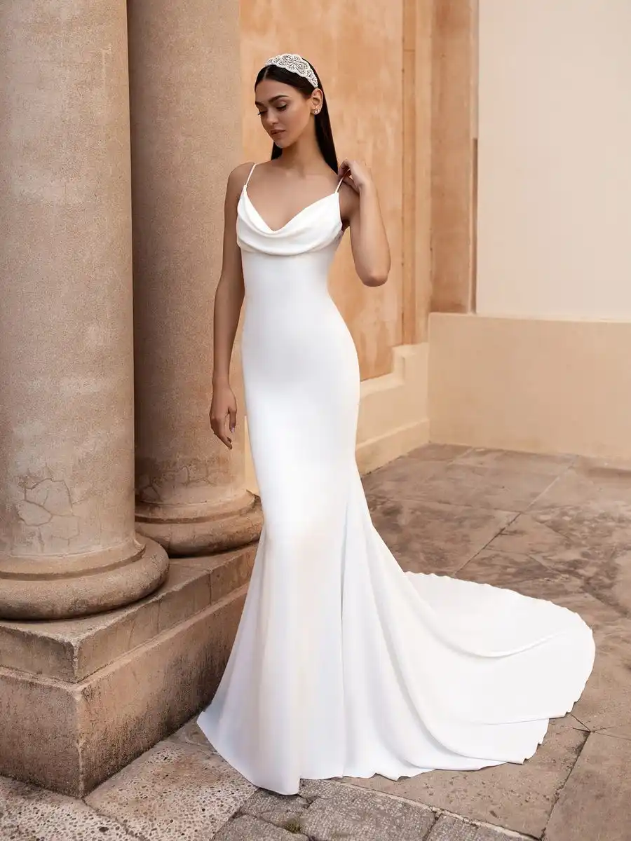 Spaghetti Straps Draped Neckline Beach Wedding Dress Mermaid Satin Sleeveless Wedding Dress 2022 noiva plus size Bridal Gowns