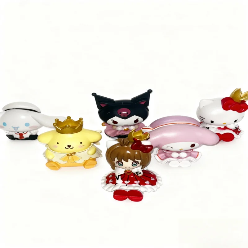 MINISO サンリオ カワイイ キティフィギュア：キルミ、ヤミガミ、サクラ 座り姿フィギュア、回転人形マシンアクセサリー、誕生日プレゼント