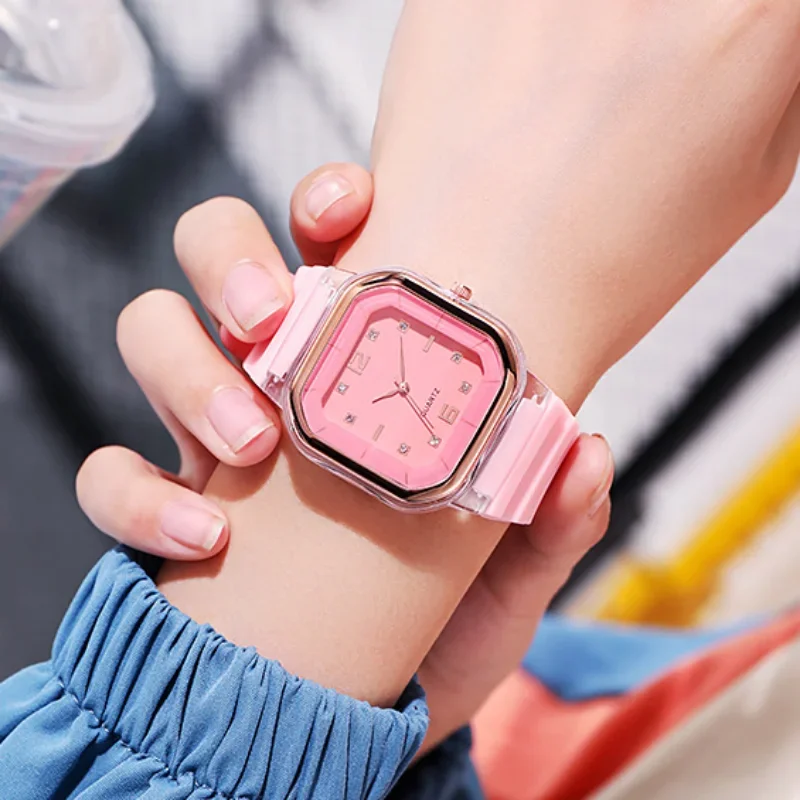 Montre-bracelet carrée en cristal de silicone pour femmes et enfants, montre à quartz, cadeau élégant, étudiant, mode, chaud, nouveau, livraison